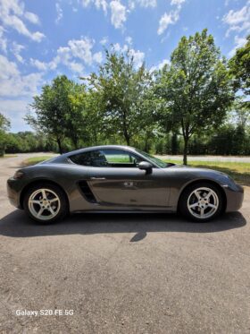 
									PORSCHE 718 CAYMAN full								