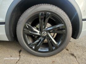 
									VOLSKWAGEN TIGUAN 2.0 TDI 150 R-LINE EXCLUSIVE full								