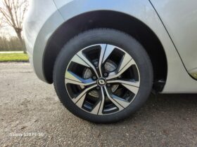 
									RENAULT CLIO E-TECH ZEN full								