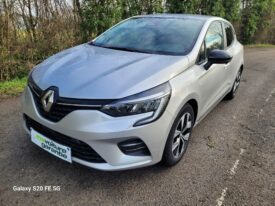 RENAULT CLIO V EVOLUTION