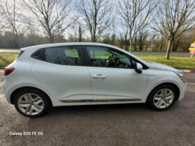
									RENAULT CLIO E-TECH ZEN full								