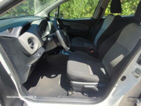 
									TOYOTA YARIS HYBRID 100H FRANCE full								