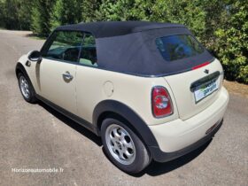 
									MINI COOPER D CABRIOLET full								